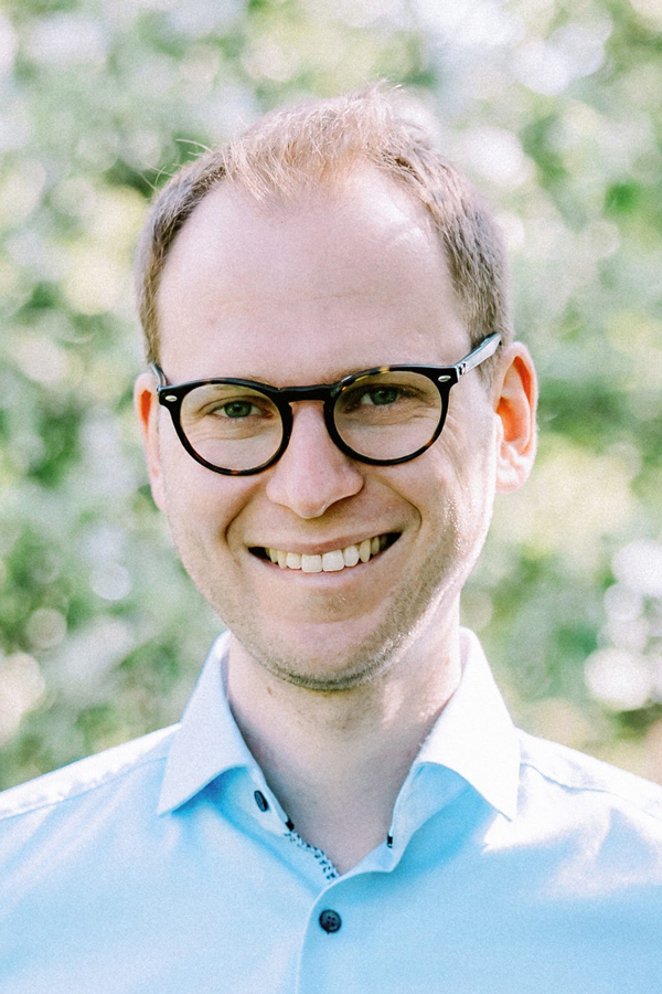 dr Anselm Küsters (Uniwersytet w Stuttgarcie)