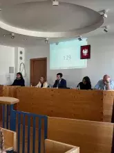 Debata oksfordzka - zakaz reklamy aptek - WPiA UG maj 2026