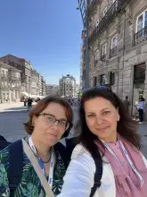 dr Beata J. Kowalczyk z prof Anną Tarwacką