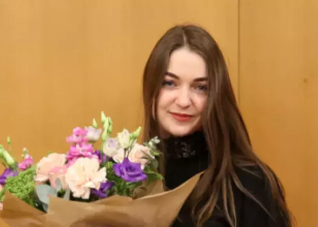Pani Ewa Weiszewska – Laureatka 2. Konkursu Literackiego dla Studentek i Studentów WPiA UG odebrała…