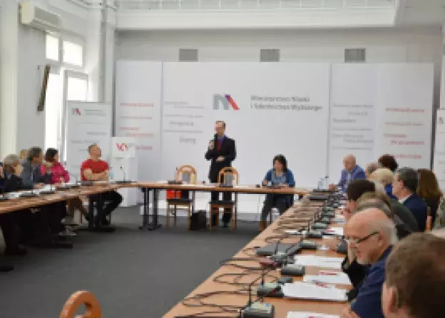 Prof. UG, dr hab. Radosław Giętkowski poprowadził szkolenia w Ministerstwie Nauki i  Szkolnictwa…